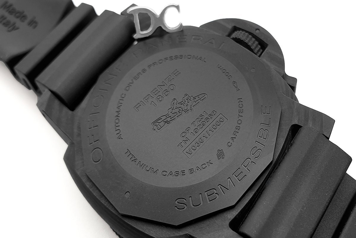 PAM960 Luminor Submersible Carbotech