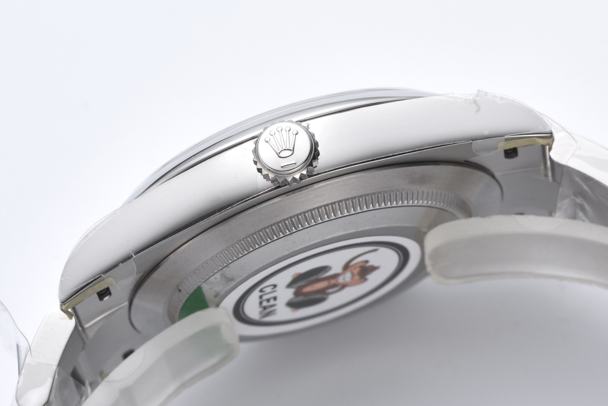Oyster Perpetual 41mm Green Dial 124300